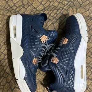 Jordan 4
